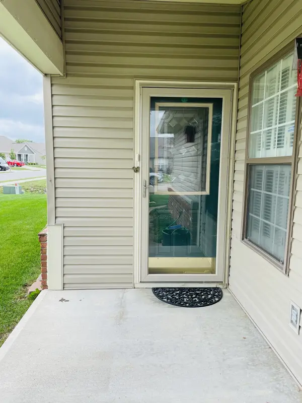 1391 Worcester WAY, Greenfield, IN 46140