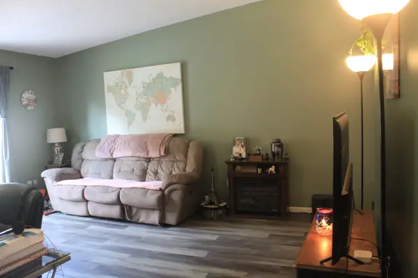 8544 Gandy CT, Indianapolis, IN 46217