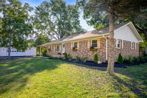 875 S 500 W, New Palestine, IN 46163