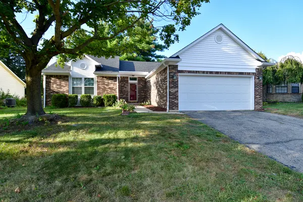 6830 Cherry Blossom East DR, Fishers, IN 46038