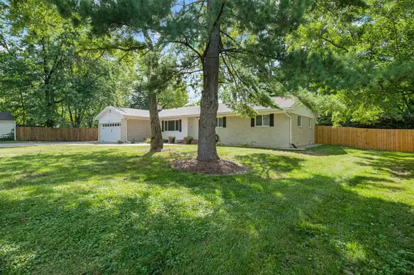 206 Cossell DR, Indianapolis, IN 46224