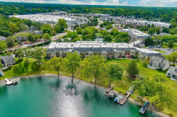 7601 Newport Bay DR #203, Indianapolis, IN 46240
