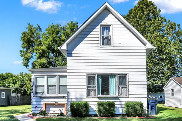 222 N 10th ST, Elwood, IN 46036