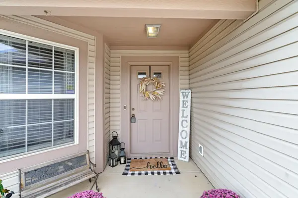 8032 Bitternut DR, Indianapolis, IN 46236