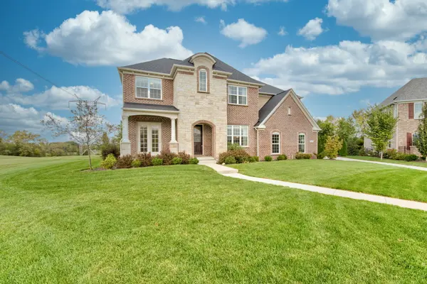6619 E Deerfield CT, Zionsville, IN 46077