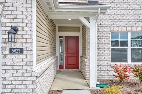 5623 Terracotta TRCE, Mccordsville, IN 46055