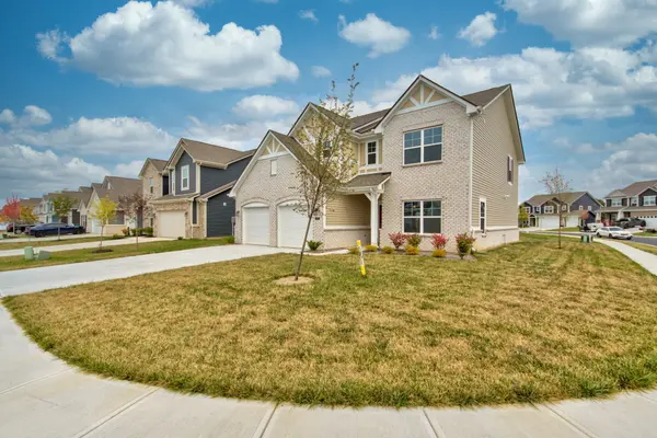 5623 Terracotta TRCE, Mccordsville, IN 46055