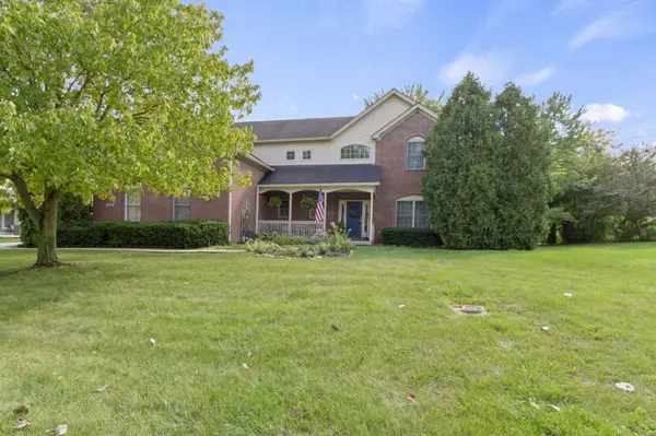 10199 Wildwood DR, Zionsville, IN 46077