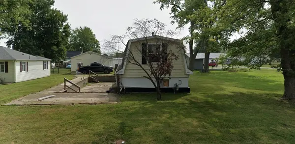 203 N 4th ST, Elwood, IN 46036