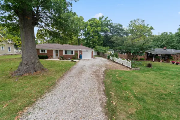 8944 Camby RD, Camby, IN 46113