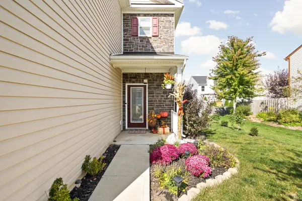 5776 Open Fields DR, Whitestown, IN 46075
