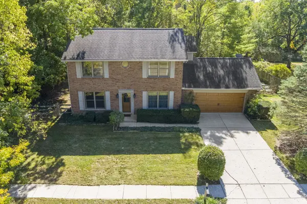 5401 Indian Cove RD, Indianapolis, IN 46268