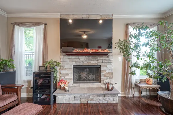 5942 Crowley Pkwy, Whitestown, IN 46075