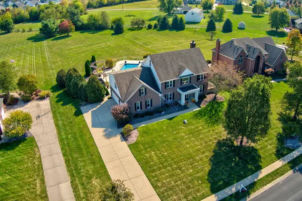 1883 S Fox Cove BLVD, New Palestine, IN 46163