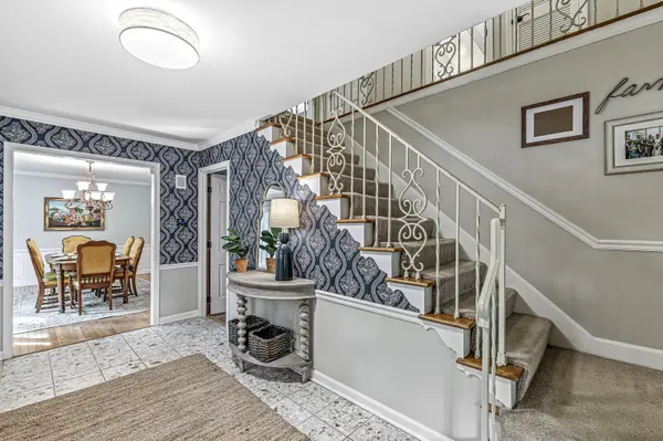 6154 Forest View DR, Indianapolis, IN 46228