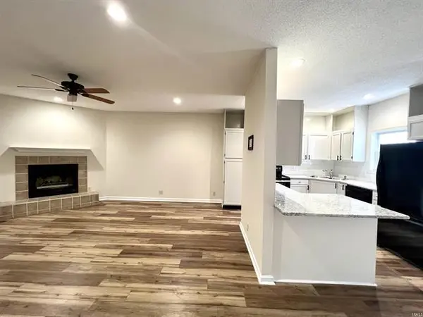 9602 S Bay Pointe CT, Bloomington, IN 47401