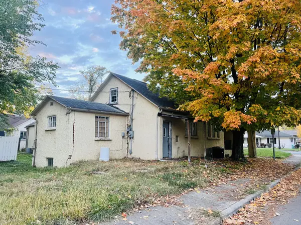 2035 E 10th ST, Columbus, IN 47201