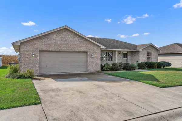 145 Addisons LN, Seymour, IN 47274