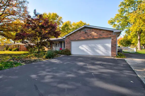 8046 Wallingwood DR, Indianapolis, IN 46256