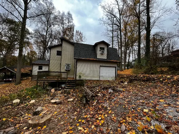 11091 Woodsman LN, Cloverdale, IN 46120
