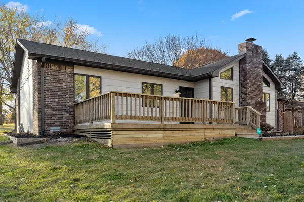 180 N Windmill TRL, Greenwood, IN 46142