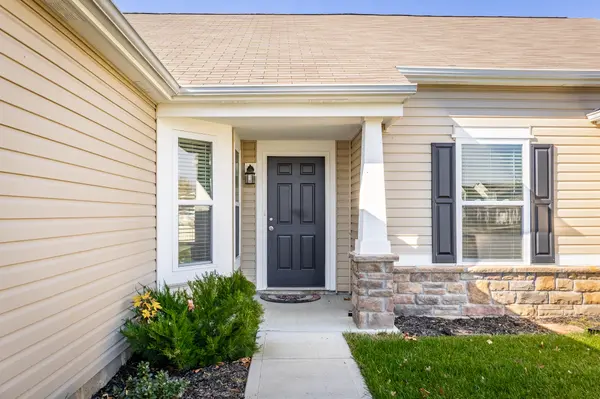 5802 Deer Valley CT, Columbus, IN 47201
