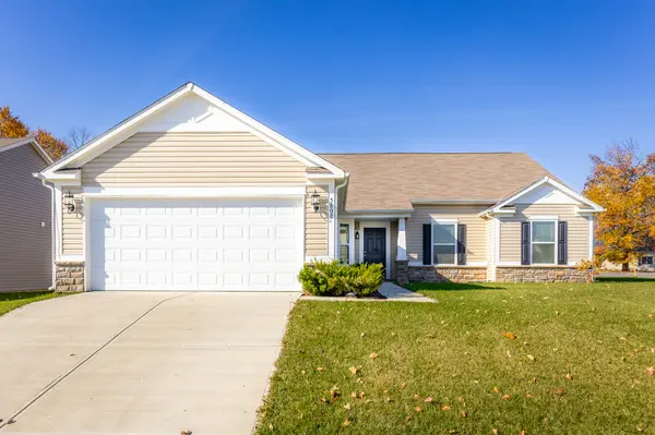 5802 Deer Valley CT, Columbus, IN 47201