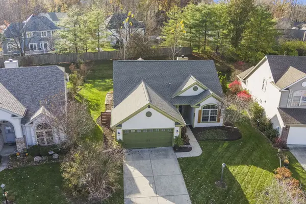 10336 Lakeland DR, Fishers, IN 46037