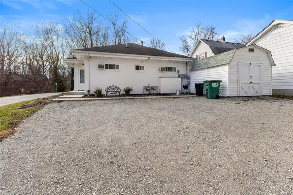 410 /412 N Wayne ST, Danville, IN 46122