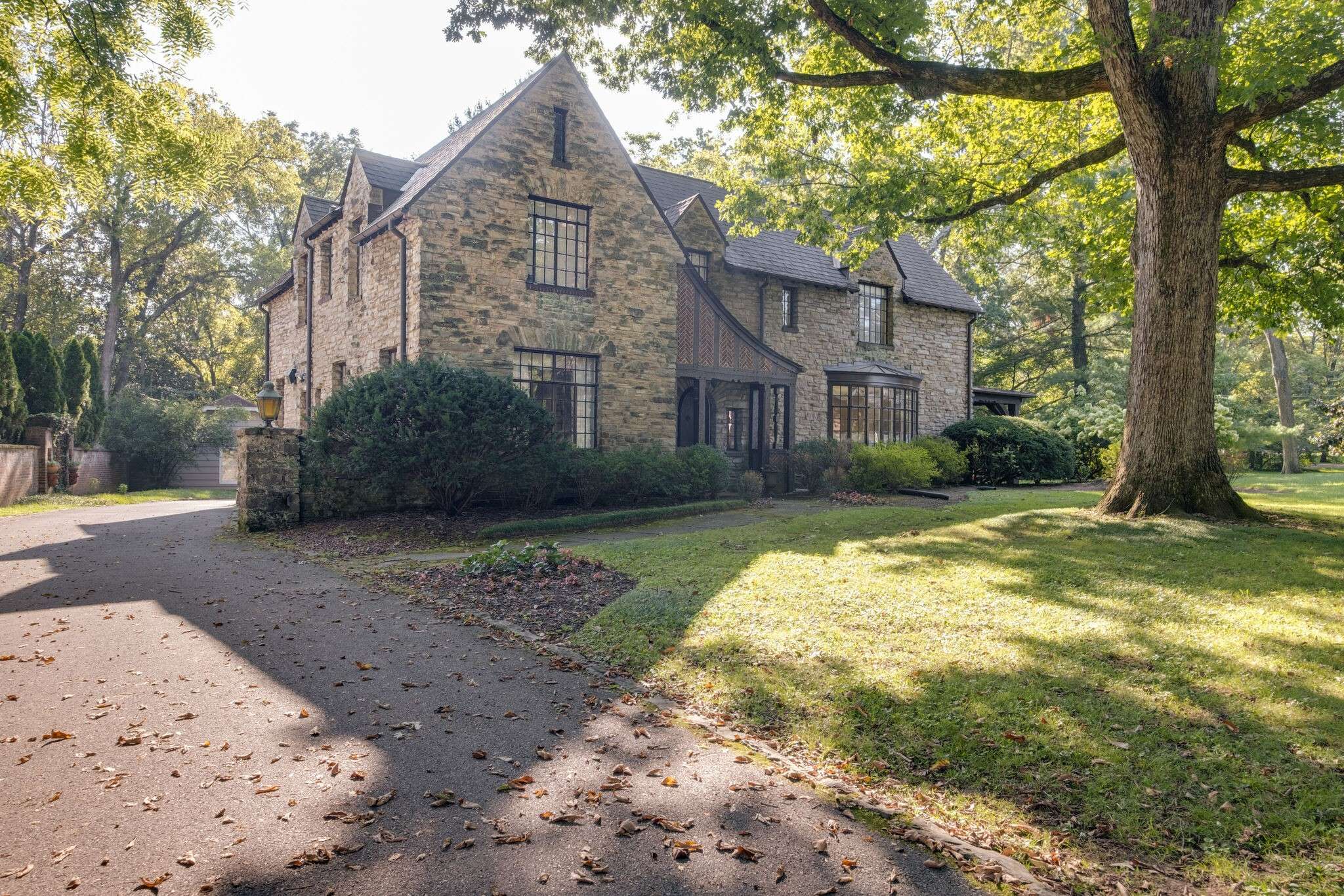 214 Lynnwood Ter, Nashville, TN 37205