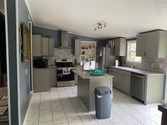 225 Drivers Ln, Gallatin, TN 37066