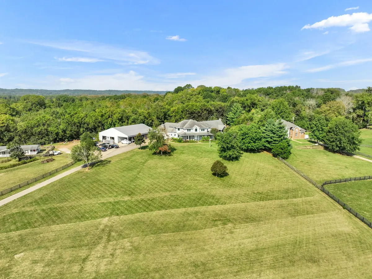 2205 doctor robertson, Spring Hill, TN 37174