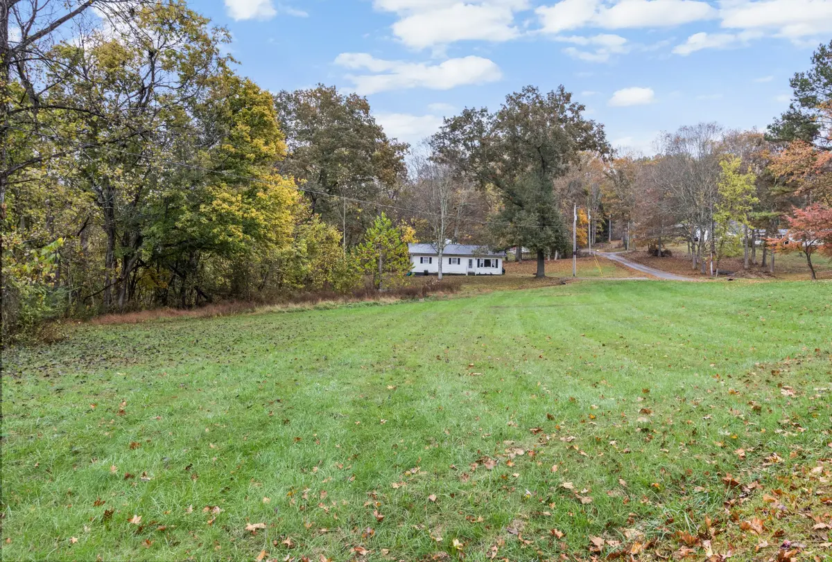 244 Apollo Dr, Bumpus Mills, TN 37028