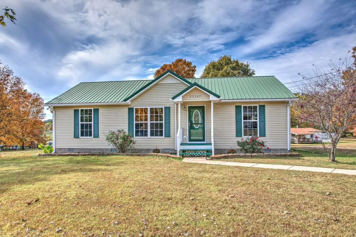 11165 Challenge Dr, Bon Aqua, TN 37025