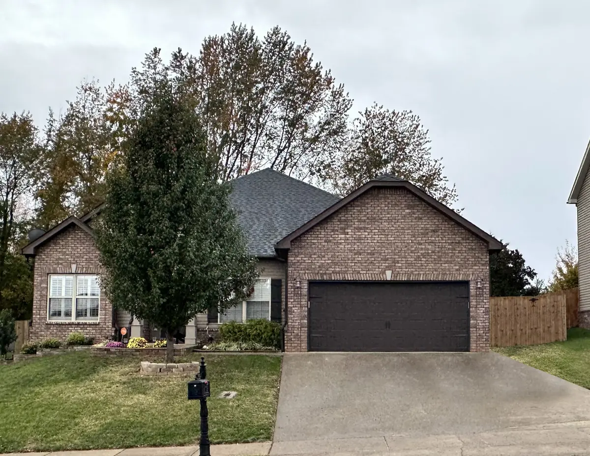 631 Sturdivant Dr, Clarksville, TN 37042