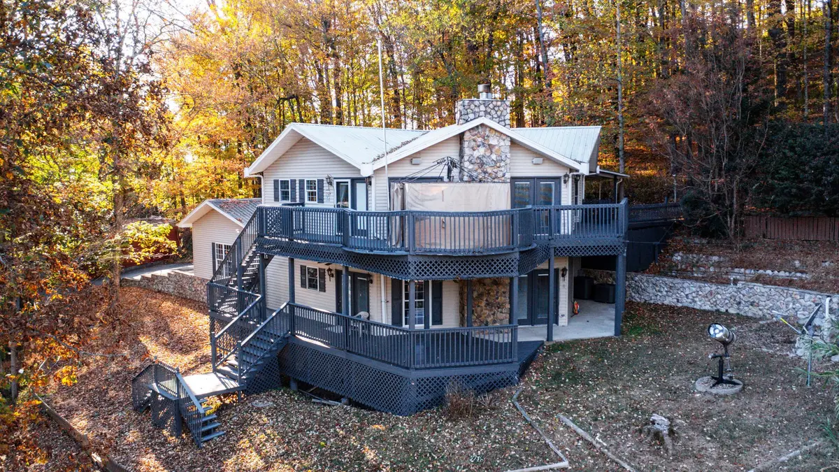 211 Emily Ln, Bell Buckle, TN 37020