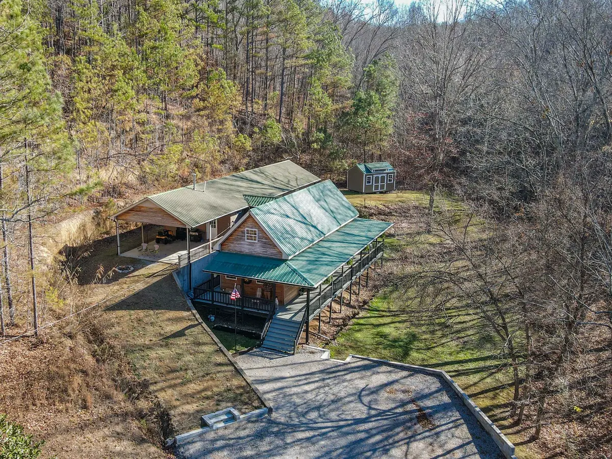 1470 Centerville Hwy, Hohenwald, TN 38462