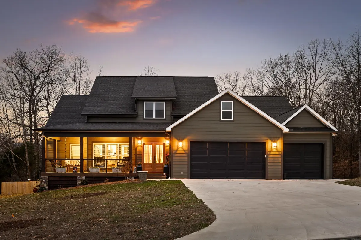 328 NE Rochelle Circle, Charleston, TN 37310