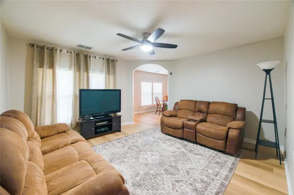 7011 Thannas WAY, Austin, TX 78744