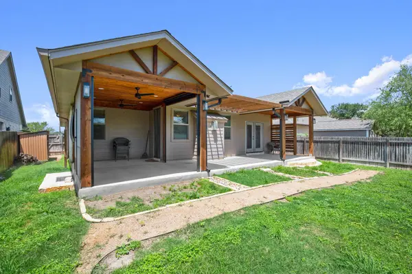 301 Bluff ST, Buda, TX 78610