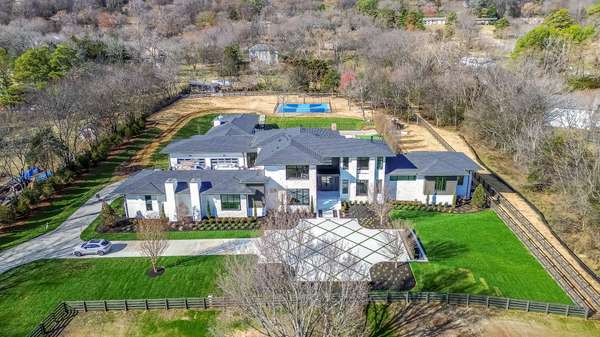 1215 Franklin Rd, Brentwood, TN 37027