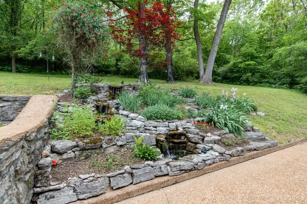 2291 N Berrys Chapel Rd, Franklin, TN 37069
