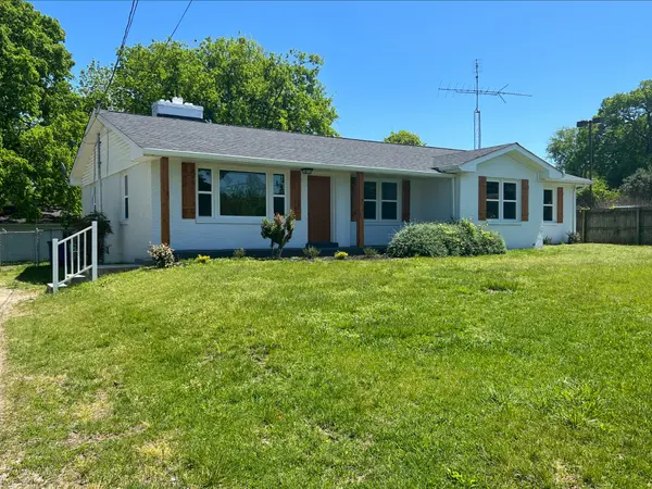702 N Main St, Mount Pleasant, TN 38474