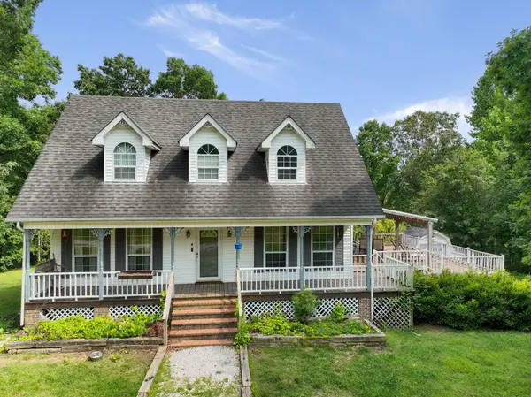 208 Claude Carroll Rd, Hohenwald, TN 38462