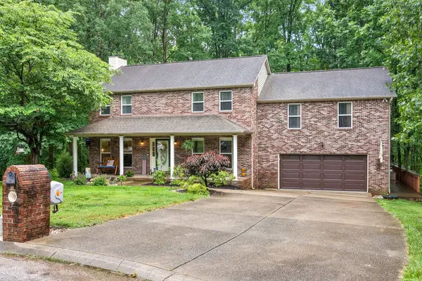 7512 Aubrey Ridge Pl, Fairview, TN 37062