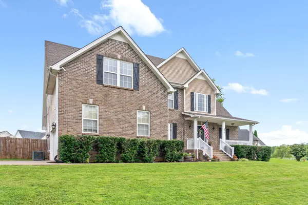 477 Winding Bluff Way, Clarksville, TN 37040