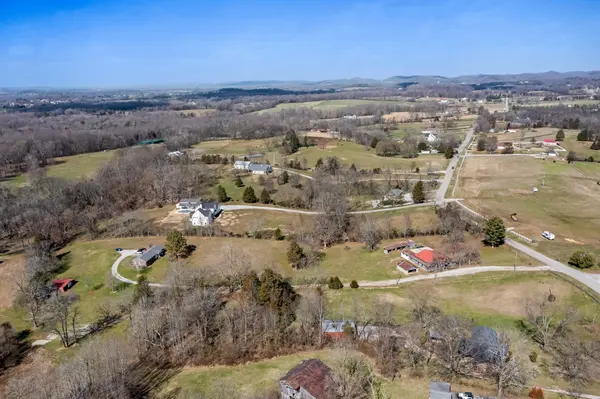 4885 Byrd Ln, College Grove, TN 37046