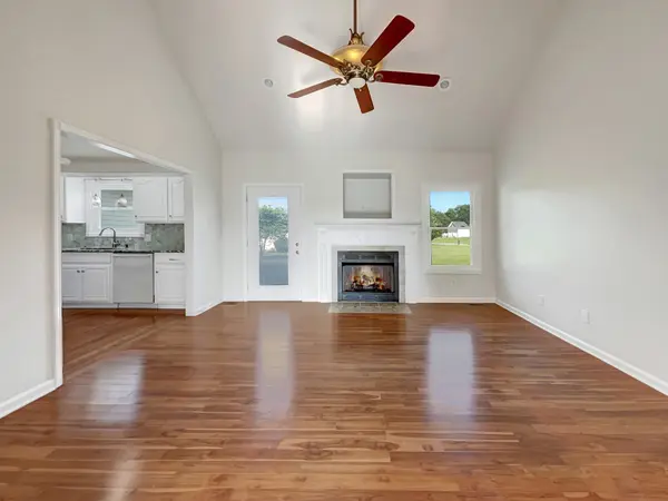1051 Emerald Way, Castalian Springs, TN 37031