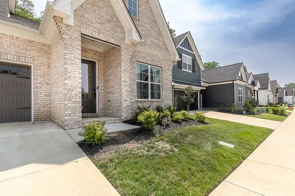 3611 Jacaranda Ln, Murfreesboro, TN 37129