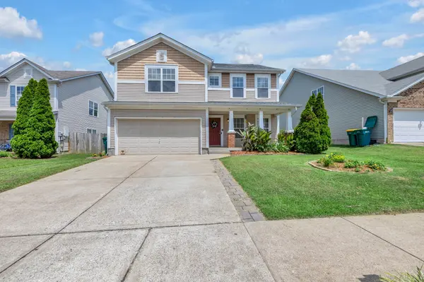 1016 Lexington Farms Dr, Spring Hill, TN 37174